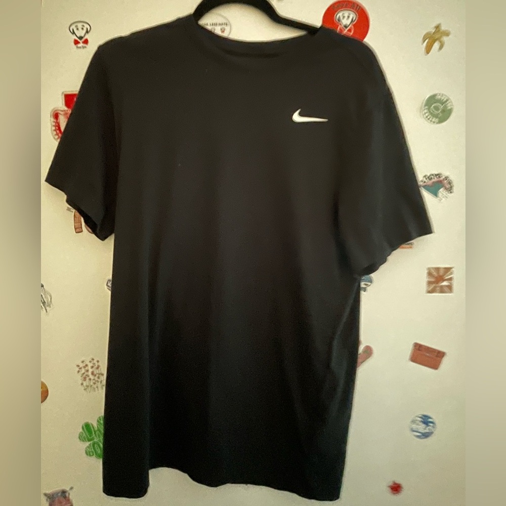 Cute soft Black Nike T-shirt